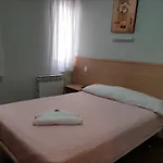 Milmarcos Casa de hóspedes 2*
